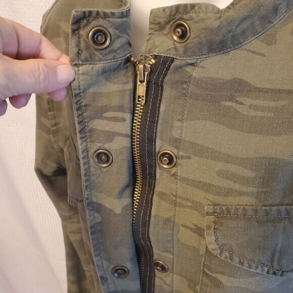 Revolve Sanctuary Womens Cropped Band Collar Raw Hem Jacket Sz Small Boxy - Picture 8 of 15